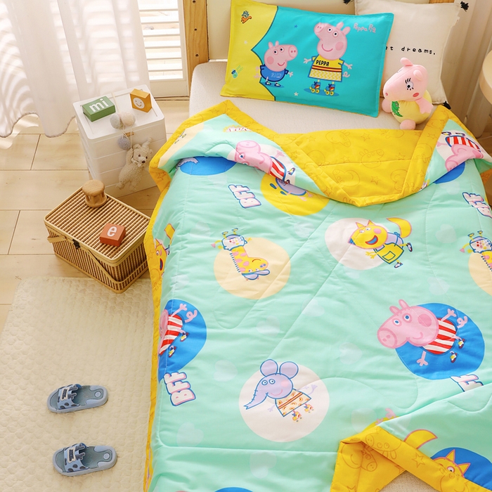 91家纺网 家纺一手货源 找家纺 鱼宝 2023新款小猪佩奇授权全棉夏被 佩奇家族