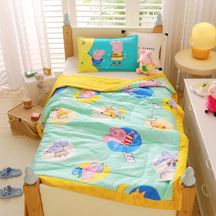 91家纺网 家纺一手货源 找家纺 鱼宝 2023新款小猪佩奇授权全棉夏被 佩奇家族