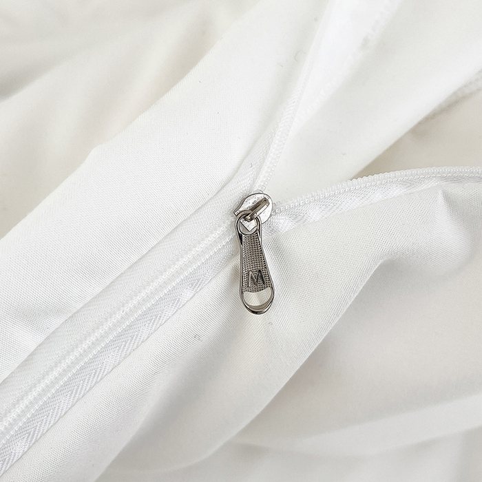 91家纺网 家纺一手货源 找家纺 曼谷 新款毛巾绣四件套ins煤球图案柔软磨毛水洗棉套件  煤球-小黑