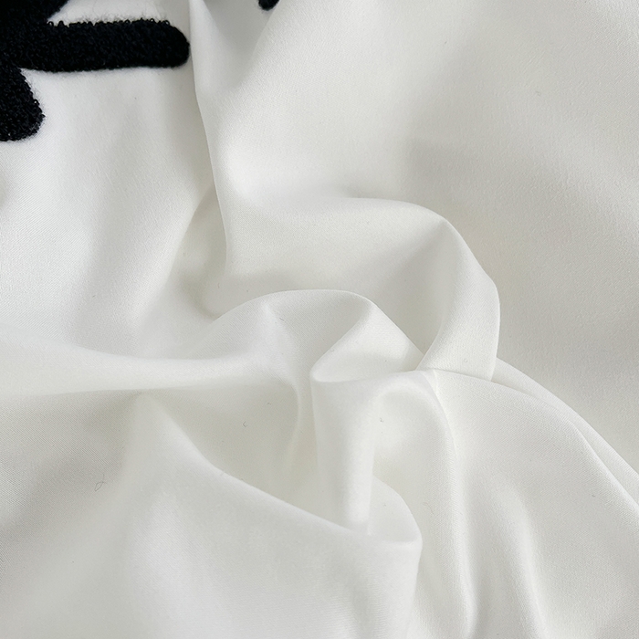 91家纺网 家纺一手货源 找家纺 曼谷 新款毛巾绣四件套ins煤球图案柔软磨毛水洗棉套件 煤球-浅灰