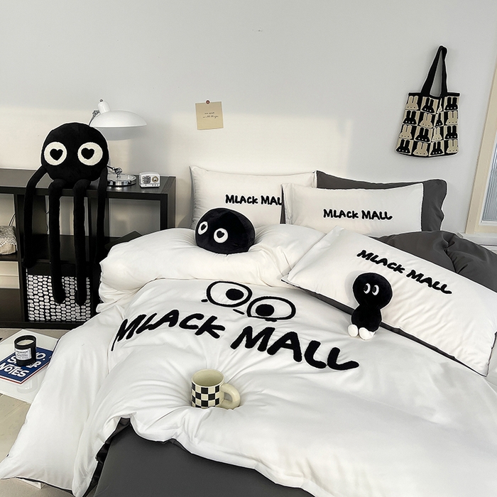 91家纺网 家纺一手货源 找家纺 曼谷 新款毛巾绣四件套ins煤球图案柔软磨毛水洗棉套件 煤球-深灰