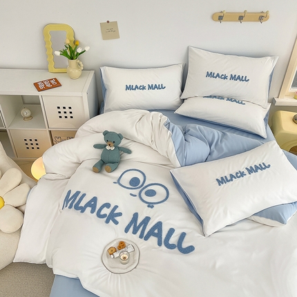 91家纺网 家纺一手货源 找家纺 曼谷 新款毛巾绣四件套ins煤球图案柔软磨毛水洗棉套件 煤球-白天蓝