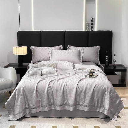 91家纺网 家纺一手货源 找家纺 娇逸家居 2025新款镂空花边60支天丝提花夏被（专版花型） 蝶舞-暮云灰