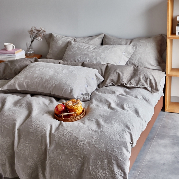 91家纺网 家纺一手货源 找家纺 安莱生活2023新品双层纱大提花高奢工艺款四件套馥香系列 馥香--浅灰