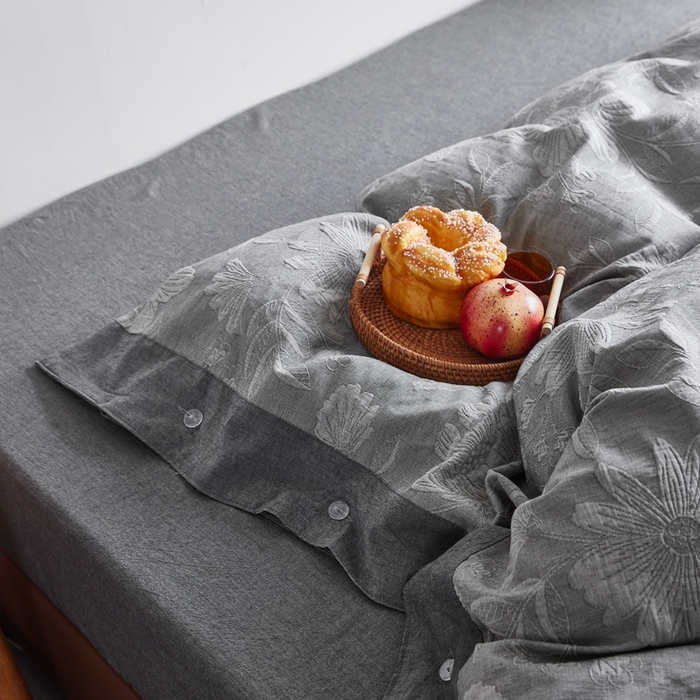 91家纺网 家纺一手货源 找家纺 安莱生活2023新品双层纱大提花高奢工艺款四件套馥香系列 馥香--深灰