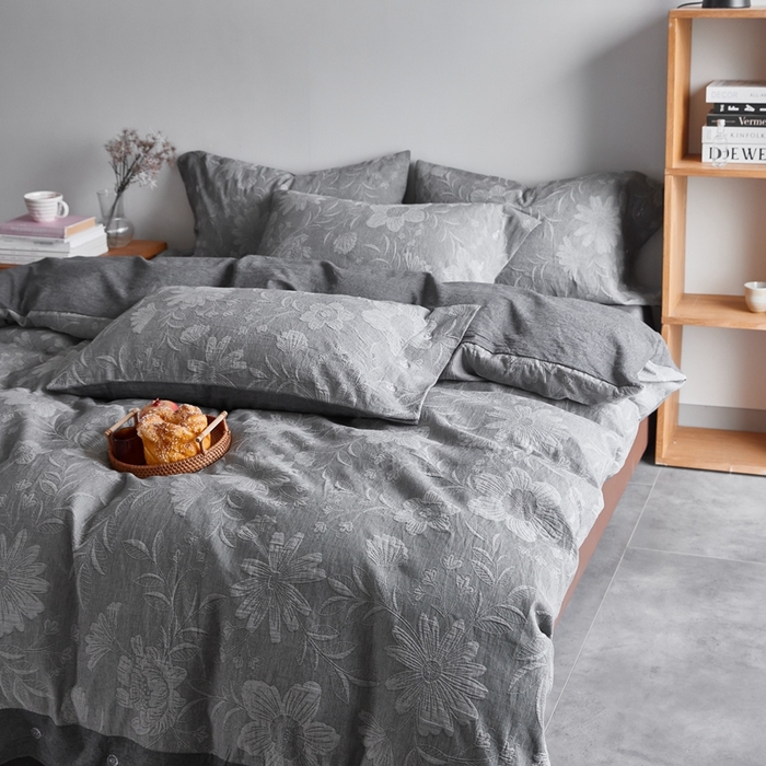 91家纺网 家纺一手货源 找家纺 安莱生活2023新品双层纱大提花高奢工艺款四件套馥香系列 馥香--深灰