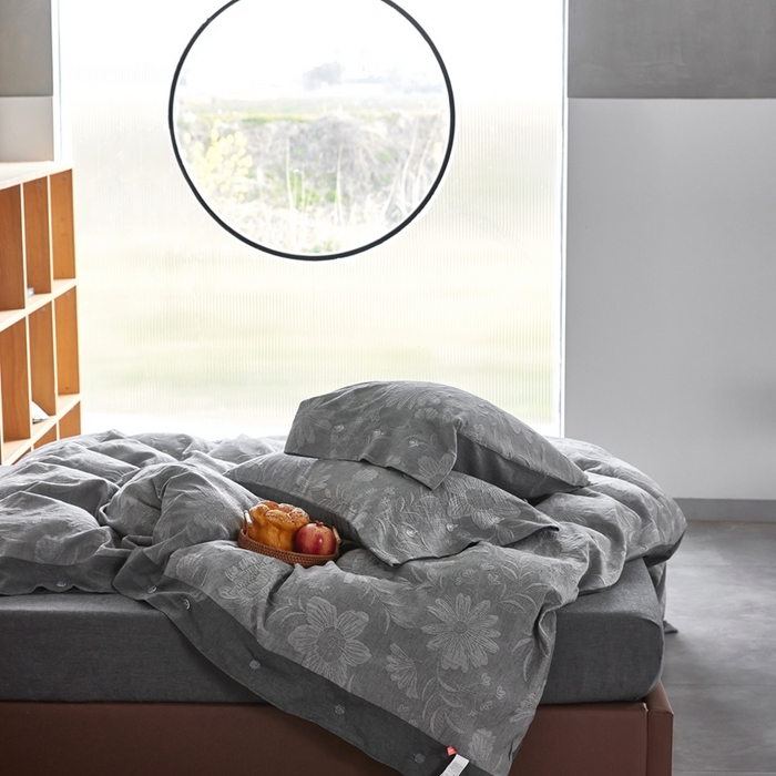 91家纺网 家纺一手货源 找家纺 安莱生活2023新品双层纱大提花高奢工艺款四件套馥香系列 馥香--深灰