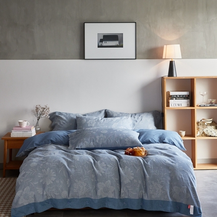 91家纺网 家纺一手货源 找家纺 安莱生活2023新品双层纱大提花高奢工艺款四件套馥香系列 馥香--蓝色