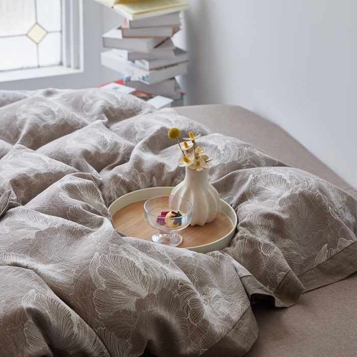 91家纺网 家纺一手货源 找家纺 安莱生活 2023新品双层纱大提花高奢工艺款四件套-国色天香系列 国色天香--浅灰