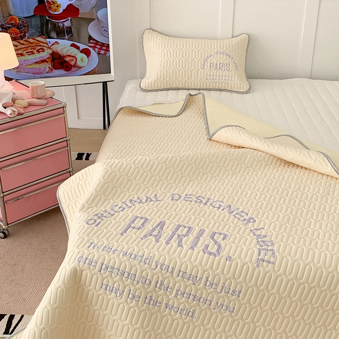 91家纺网 家纺一手货源 找家纺 （总）昔可家纺 2023新款四色字母乳胶凉席