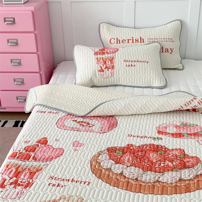 91家纺网 家纺一手货源 找家纺 昔可家纺 2023新款ins创意风乳胶凉席 草莓派