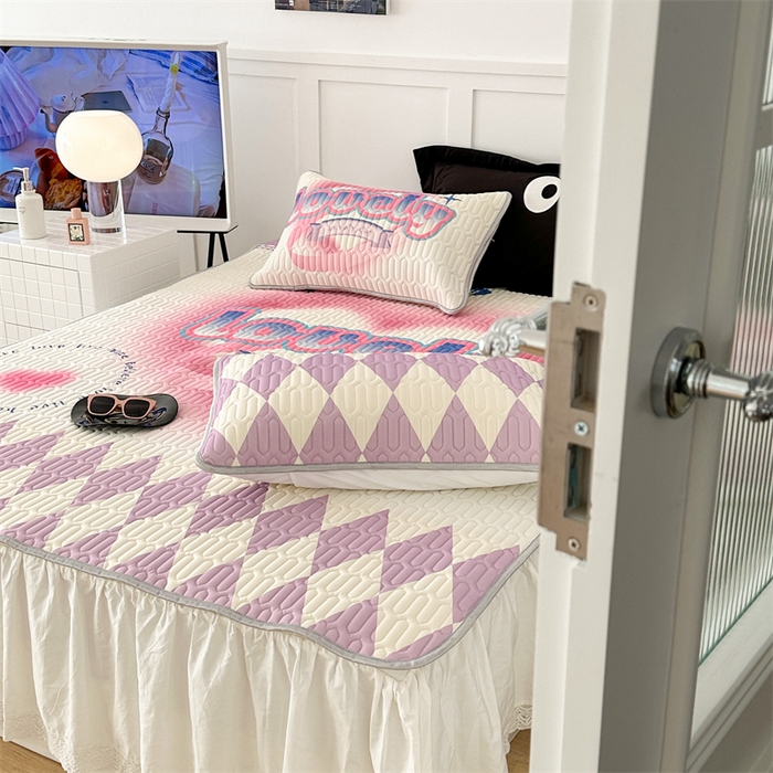 91家纺网 家纺一手货源 找家纺 昔可家纺 2023新款ins简约风乳胶凉席 紫菱格爱心