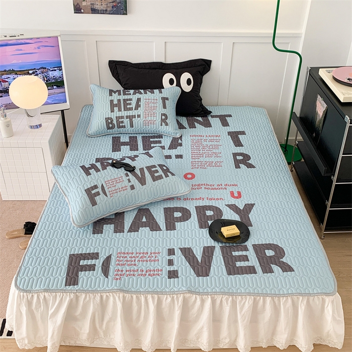 91家纺网 家纺一手货源 找家纺 昔可家纺 2023新款ins简约风乳胶凉席 蓝色字母