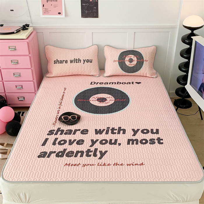 91家纺网 家纺一手货源 找家纺 昔可家纺 2023新款ins简约风乳胶凉席 黑粉播放器