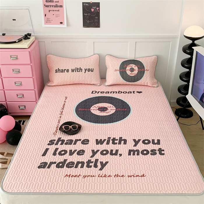 91家纺网 家纺一手货源 找家纺 昔可家纺 2023新款ins简约风乳胶凉席 黑粉播放器