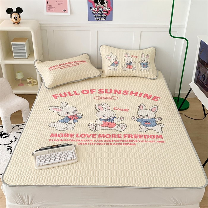 91家纺网 家纺一手货源 找家纺 昔可家纺 2023新款大版卡通乳胶凉席第二批 三只小兔