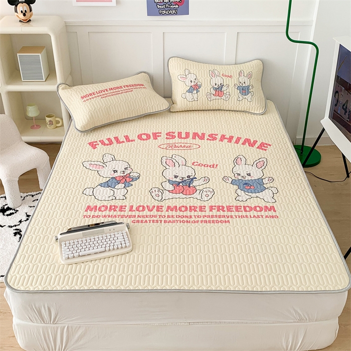 91家纺网 家纺一手货源 找家纺 昔可家纺 2023新款大版卡通乳胶凉席第二批 三只小兔