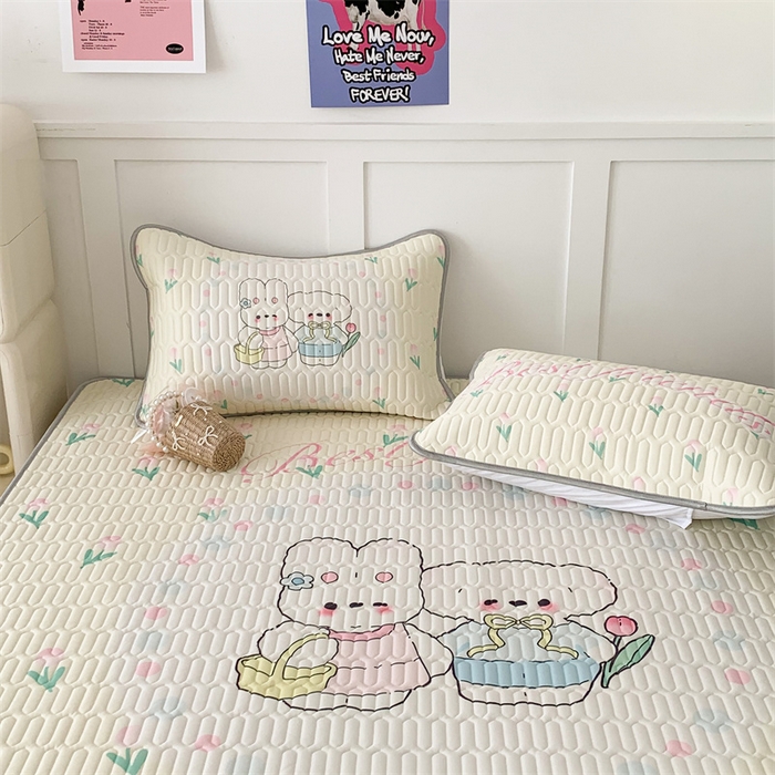 91家纺网 家纺一手货源 找家纺 昔可家纺 2023新款大版卡通乳胶凉席第二批 好朋友踏青