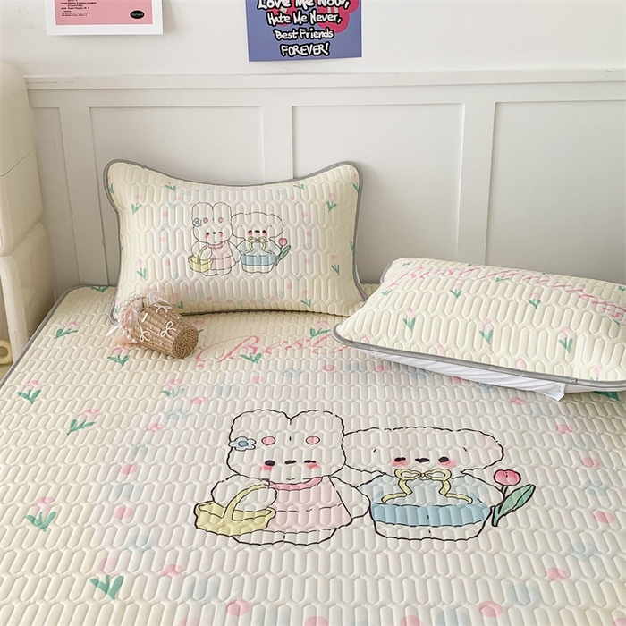 91家纺网 家纺一手货源 找家纺 昔可家纺 2023新款大版卡通乳胶凉席第二批 好朋友踏青