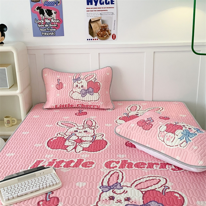 91家纺网 家纺一手货源 找家纺 昔可家纺 2023新款大版卡通乳胶凉席第二批 飞天樱桃兔