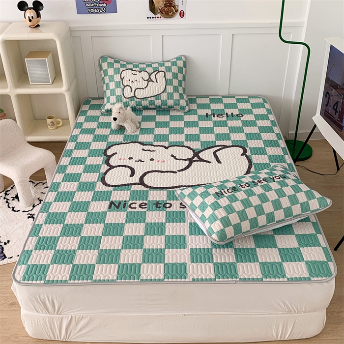 91家纺网 家纺一手货源 找家纺 昔可家纺 2023新款大版卡通乳胶凉席第二批 绿色棋盘格狗