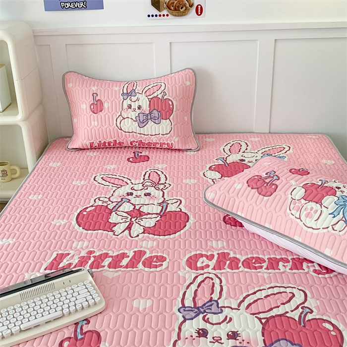 91家纺网 家纺一手货源 找家纺 昔可家纺 2023新款大版卡通乳胶凉席第二批 飞天樱桃兔