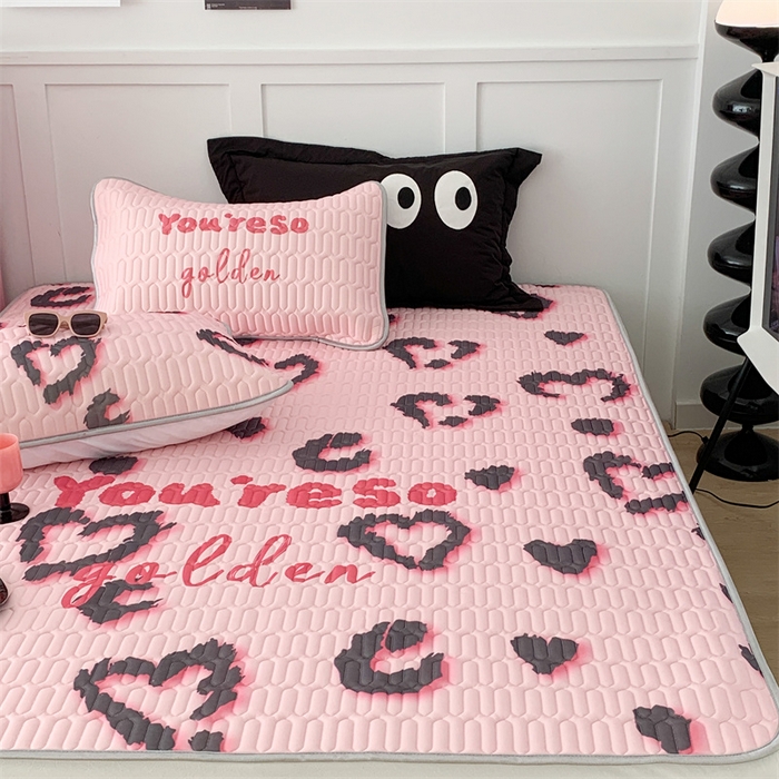 91家纺网 家纺一手货源 找家纺 （总）昔可家纺 2023新款甜酷黑粉系列乳胶凉席