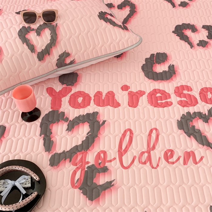 91家纺网 家纺一手货源 找家纺 （总）昔可家纺 2023新款甜酷黑粉系列乳胶凉席