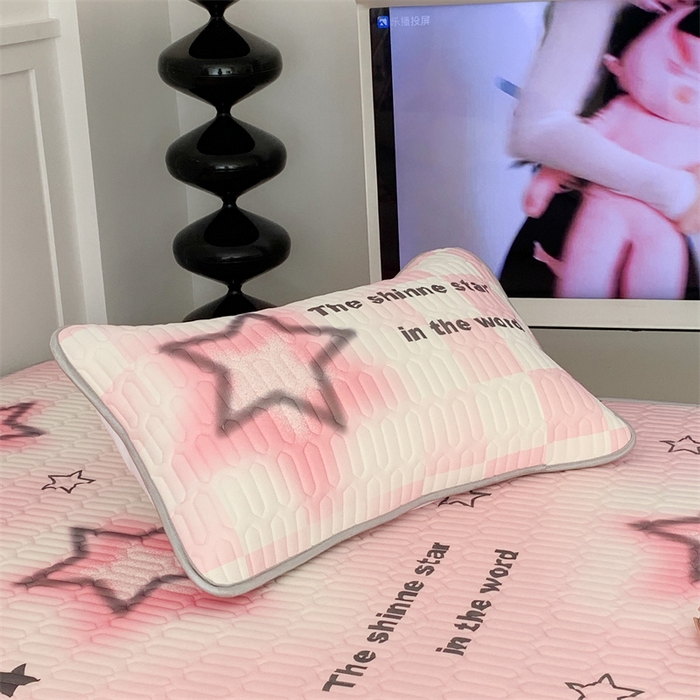 91家纺网 家纺一手货源 找家纺 昔可家纺 2023新款甜酷黑粉系列乳胶凉席 甜酷粉星