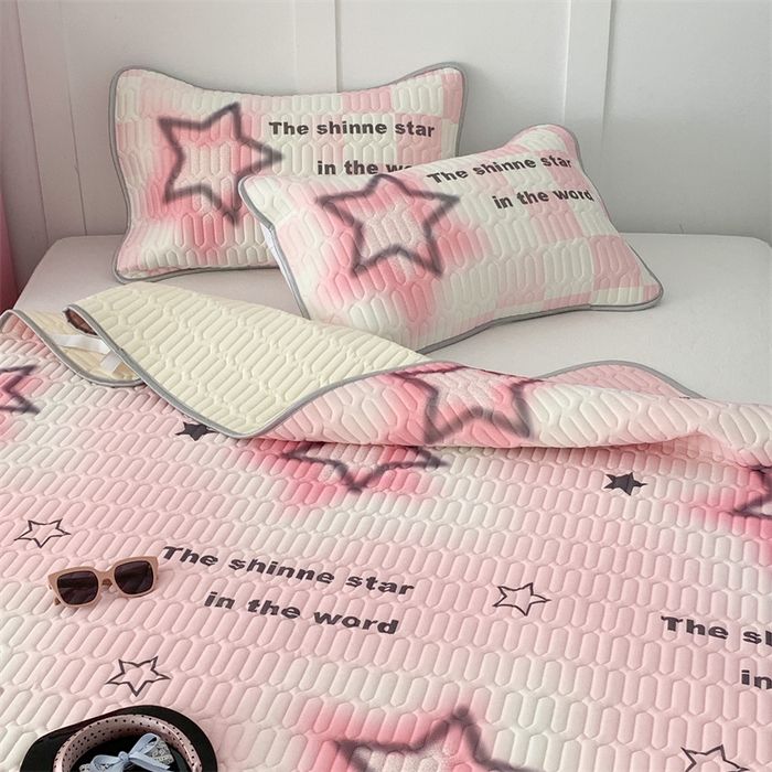 91家纺网 家纺一手货源 找家纺 昔可家纺 2023新款甜酷黑粉系列乳胶凉席 甜酷粉星