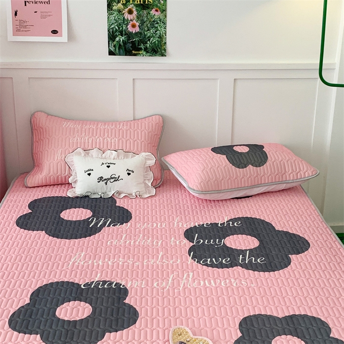 91家纺网 家纺一手货源 找家纺 昔可家纺 2023新款甜酷黑粉系列乳胶凉席 甜酷黑粉花花