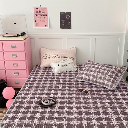 91家纺网 家纺一手货源 找家纺 （总）昔可家纺 2023新款甜酷黑粉系列乳胶凉席