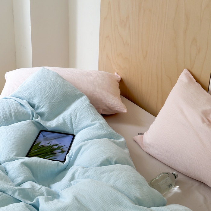 91家纺网 家纺一手货源 找家纺 玛奇朵 2023新品ins混搭风双层皱皱纱四件套 梦幻海盐