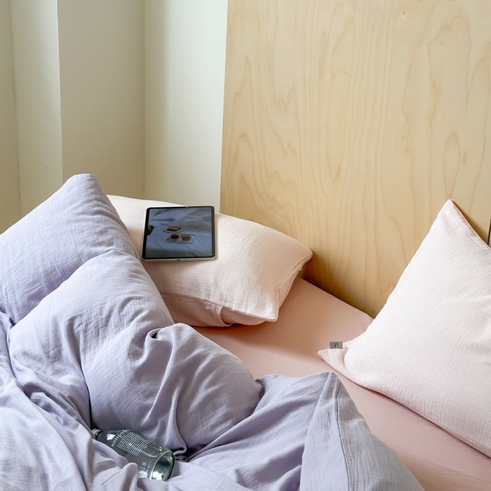 91家纺网 家纺一手货源 找家纺 玛奇朵 2023新品ins混搭风双层皱皱纱四件套 芋泥啵啵