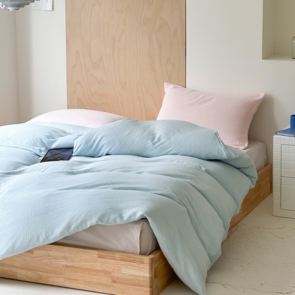 91家纺网 家纺一手货源 找家纺 （总）玛奇朵 2023新品ins混搭风双层皱皱纱四件套