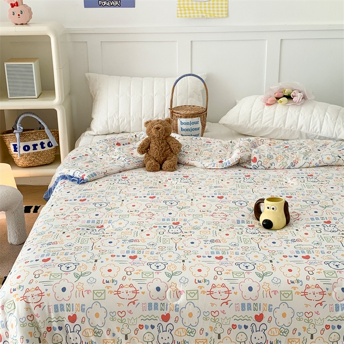 91家纺网 家纺一手货源 找家纺 昔可家纺 2023新款花边款云柔针织大豆夏被 涂鸦画