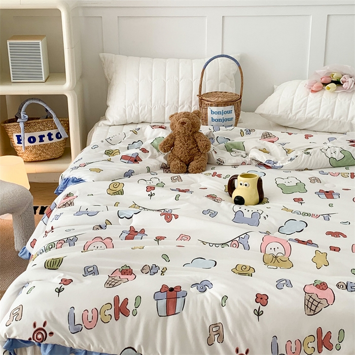 91家纺网 家纺一手货源 找家纺 昔可家纺 2023新款花边款云柔针织大豆夏被 夏日萌趣