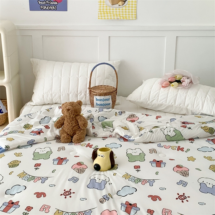 91家纺网 家纺一手货源 找家纺 昔可家纺 2023新款花边款云柔针织大豆夏被 夏日萌趣