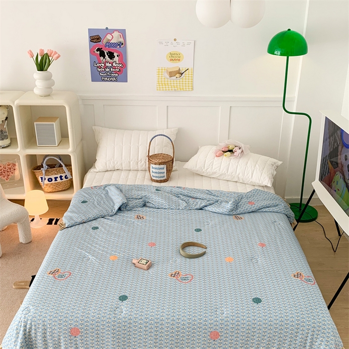 91家纺网 家纺一手货源 找家纺 昔可家纺 2023新款花边款云柔针织大豆夏被 心动小花