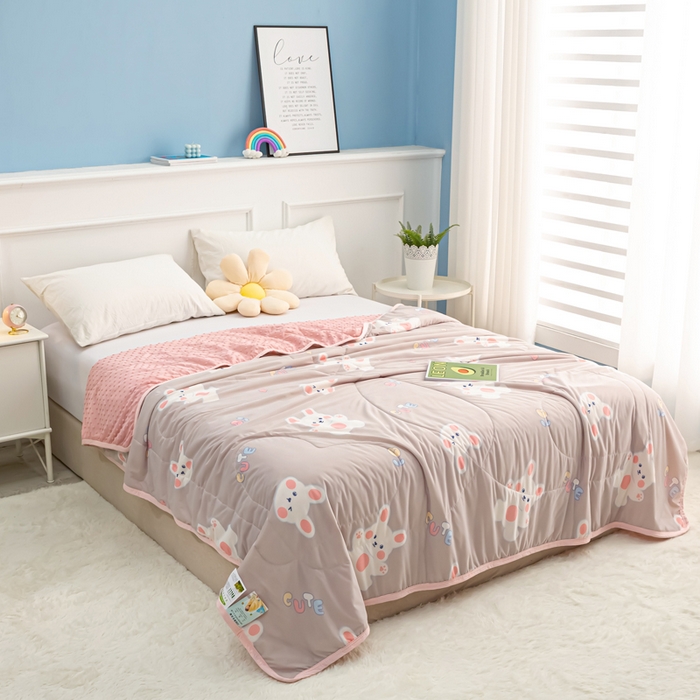 91家纺网 家纺一手货源 找家纺 云家 2023新款豆豆被空调被薄被子夏凉被夏季单人学生宿舍夏被可机洗 凉感丝跳跳兔