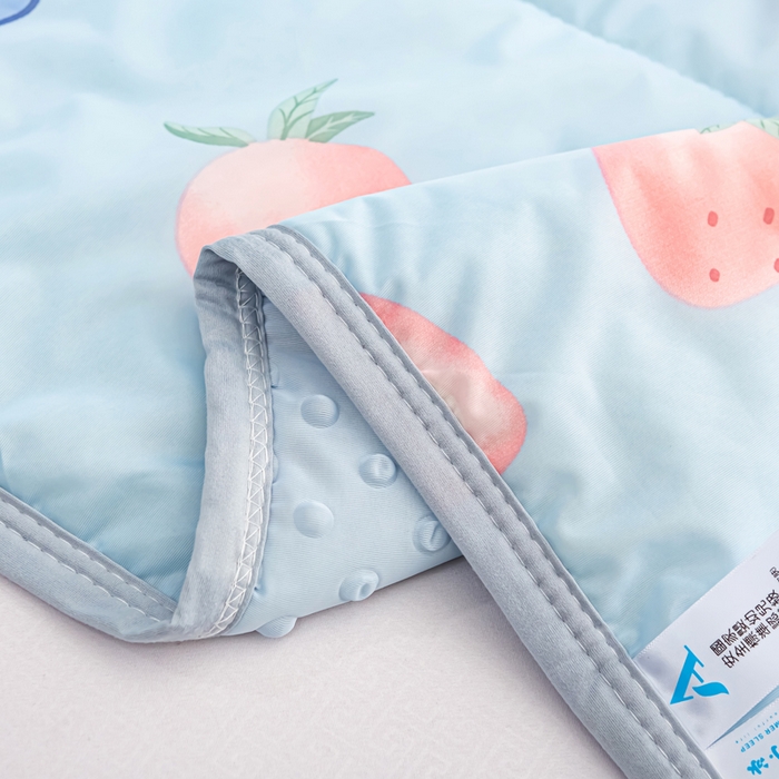 91家纺网 家纺一手货源 找家纺 云家 2023新款豆豆被空调被薄被子夏凉被夏季单人学生宿舍夏被可机洗 凉感丝草莓小兔蓝