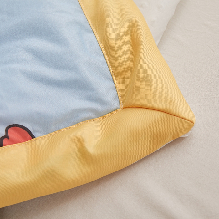 91家纺网 家纺一手货源 找家纺 一米阳光 2023新款凉感丝豆豆款包边夏被 海绵宝宝