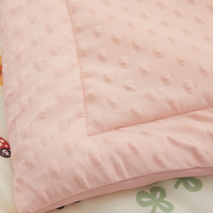 91家纺网 家纺一手货源 找家纺 一米阳光 2023新款凉感丝豆豆款包边夏被 花丛米妮