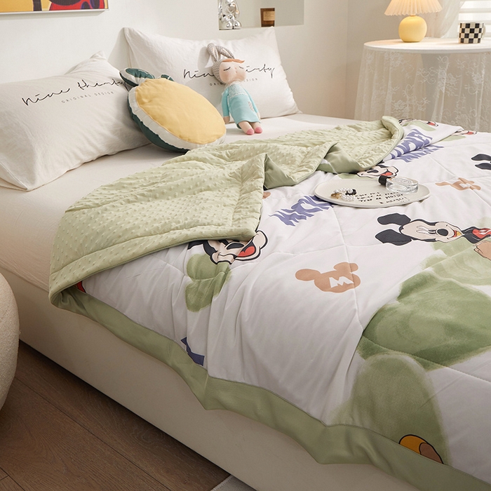 91家纺网 家纺一手货源 找家纺 一米阳光 2023新款凉感丝豆豆款包边夏被 米奇