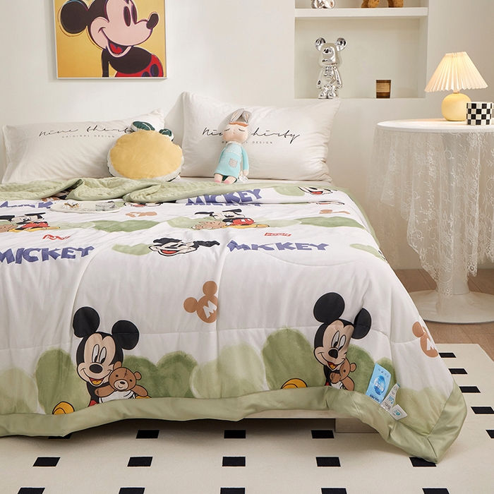 91家纺网 家纺一手货源 找家纺 一米阳光 2023新款凉感丝豆豆款包边夏被 米奇