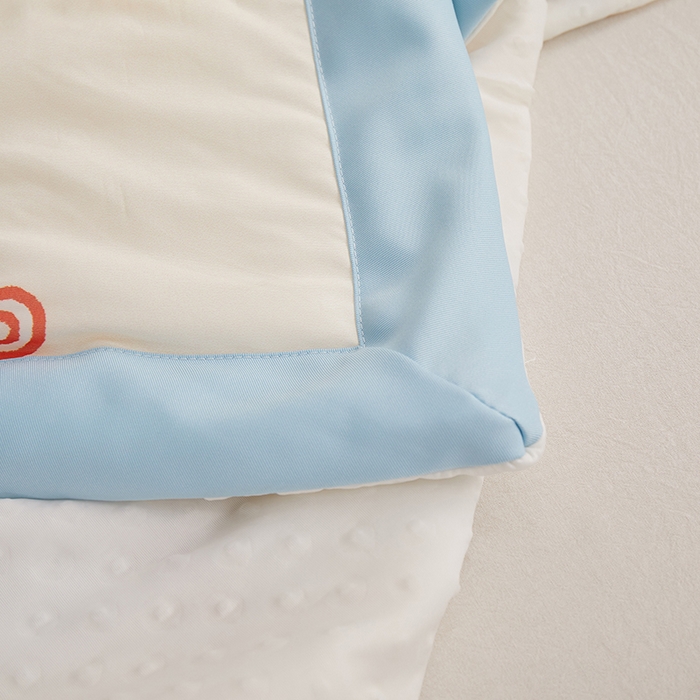 91家纺网 家纺一手货源 找家纺 一米阳光 2023新款凉感丝豆豆款包边夏被 米菲兔米