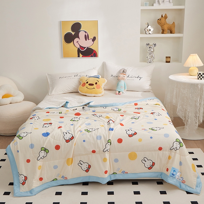 91家纺网 家纺一手货源 找家纺 一米阳光 2023新款凉感丝豆豆款包边夏被 米菲兔米