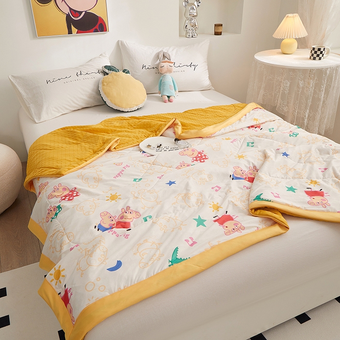 91家纺网 家纺一手货源 找家纺 一米阳光 2023新款凉感丝豆豆款包边夏被 小猪佩奇