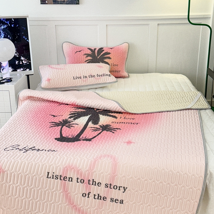 91家纺网 家纺一手货源 找家纺 昔可2023新款ins简约风乳胶凉席 粉色晕染椰树