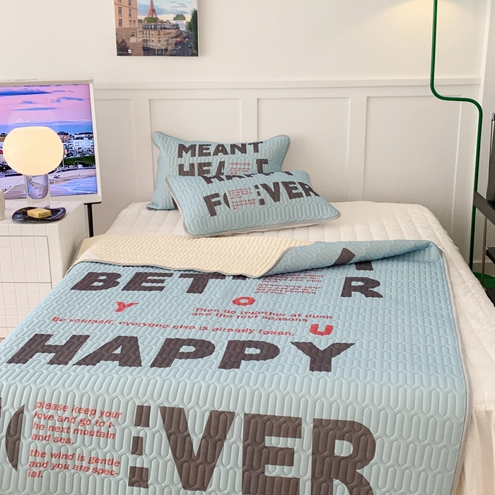 91家纺网 家纺一手货源 找家纺 昔可2023新款ins简约风乳胶凉席 蓝色字母